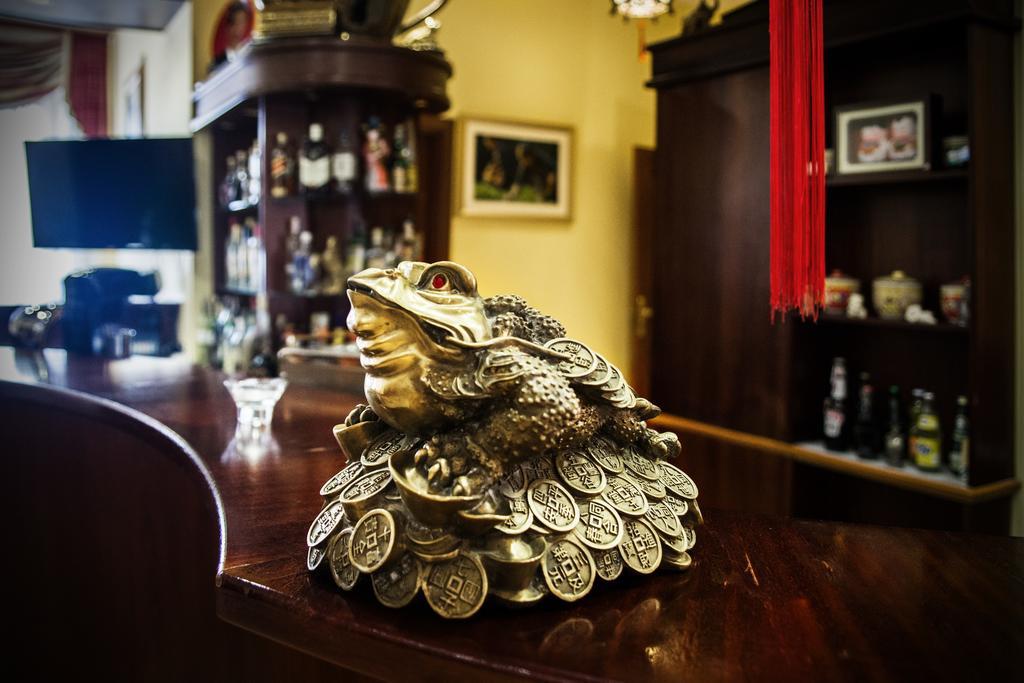 Hotel Pekin Wladyslawowo Ngoại thất bức ảnh