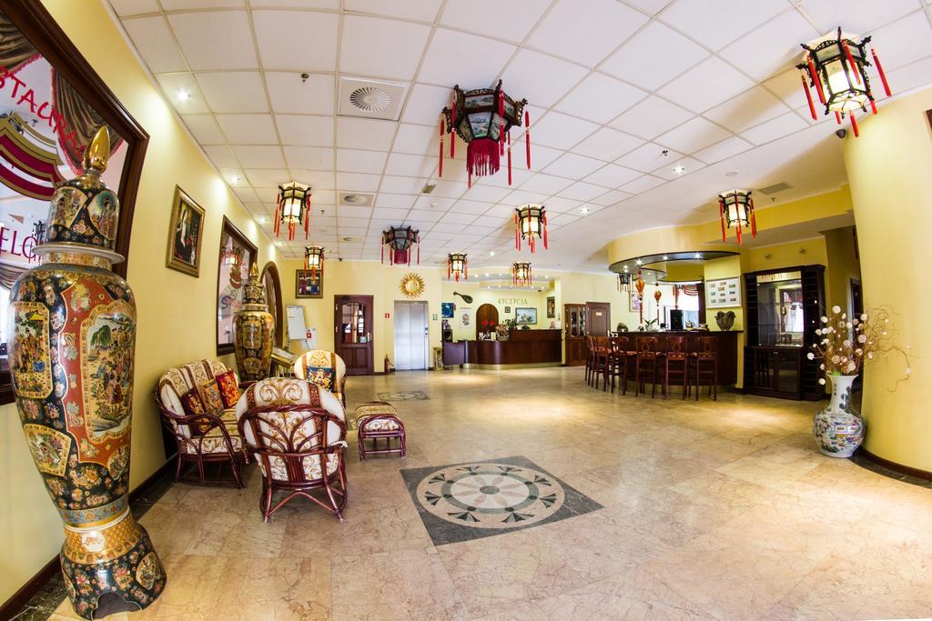 Hotel Pekin Wladyslawowo Ngoại thất bức ảnh