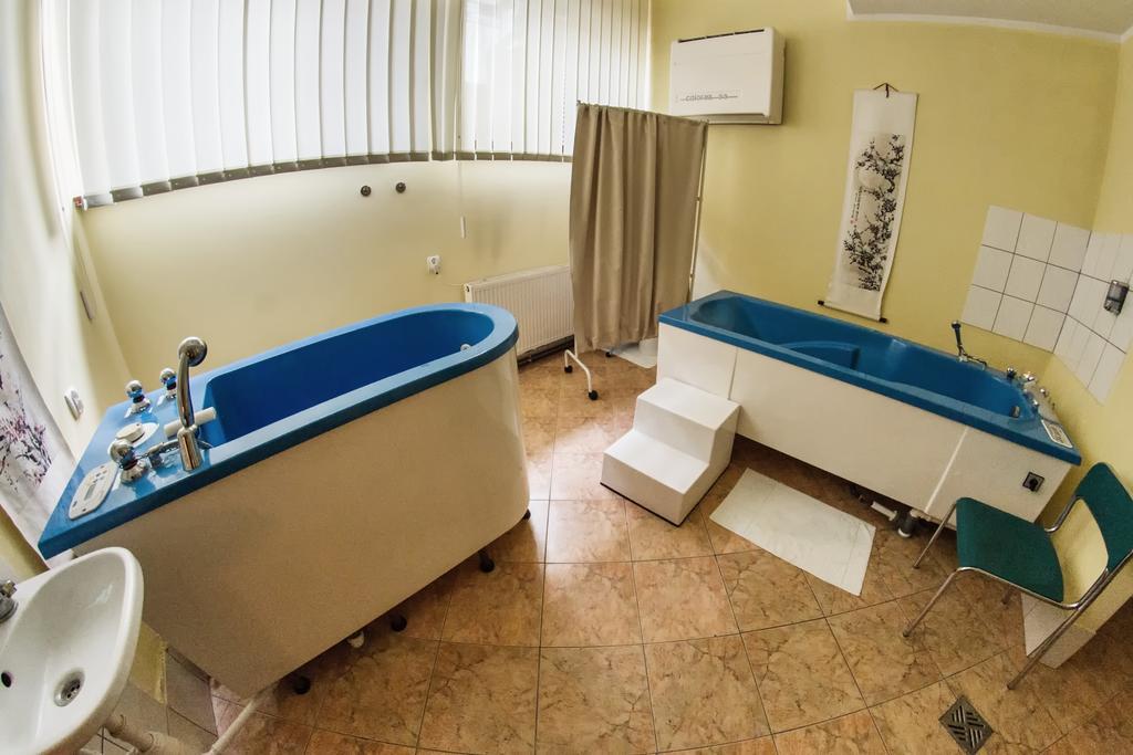 Hotel Pekin Wladyslawowo Ngoại thất bức ảnh