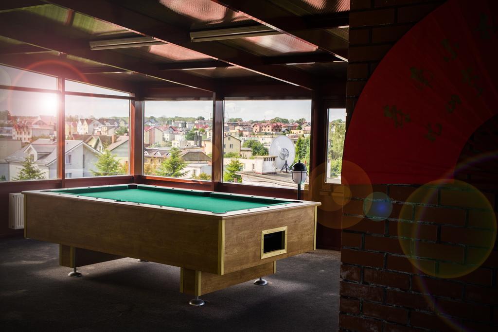 Hotel Pekin Wladyslawowo Ngoại thất bức ảnh