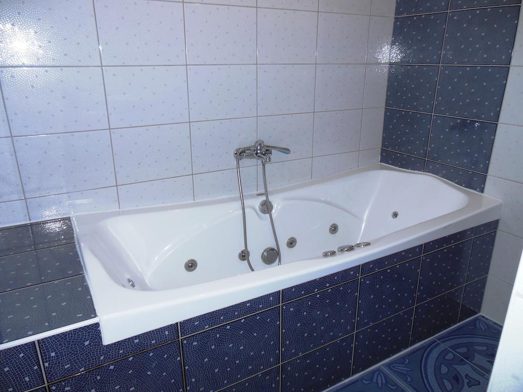 Hotel Pekin Wladyslawowo Ngoại thất bức ảnh